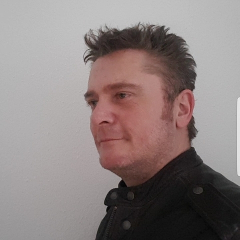 Csaba, 45 éves társkereső profilképe (Bad Saulgau (Baden-Württemberg, Németország), 4069001)