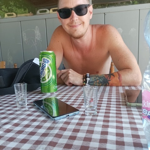 David, 34 éves társkereső profilképe (Mosonmagyaróvár, 4744803)