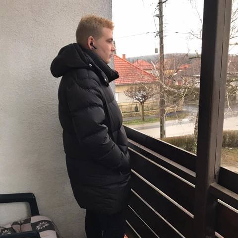 Bálint, 26 éves társkereső profilképe (Lenti, 4333204)