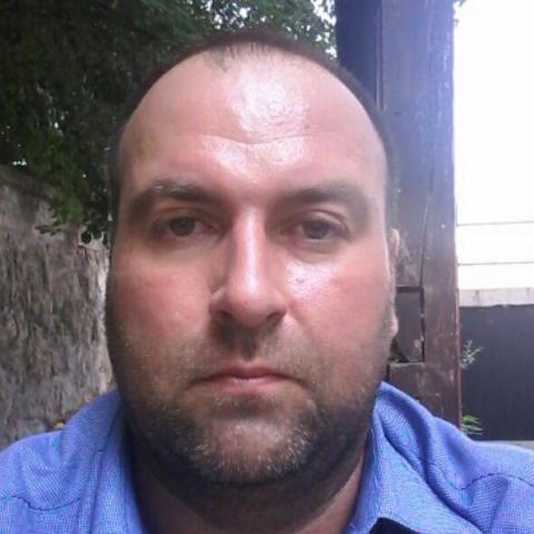 László, 46 éves társkereső profilképe (Tatabánya, 2598705)