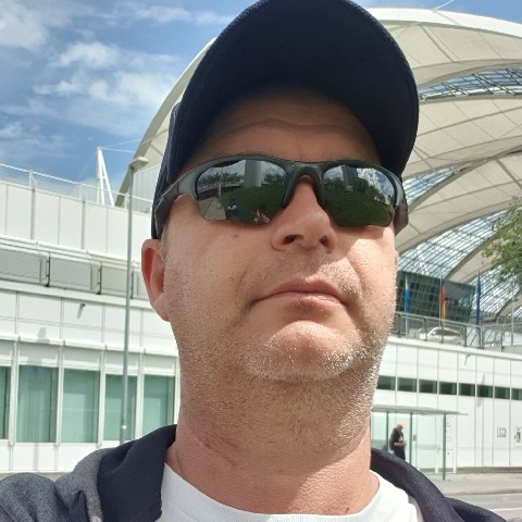 Zsolt, 50 éves társkereső férfi - München