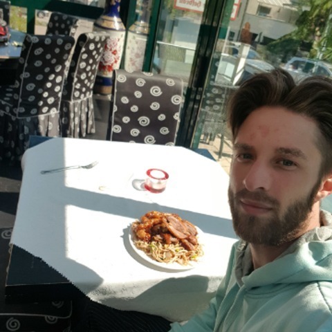 David, 30 éves társkereső profilképe (Budapest, XX., 4217507)