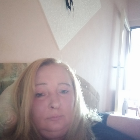 Bernadett, 46 éves társkereső profilképe (Muzsla (Nitra Region, Szlovákia), 4398109)