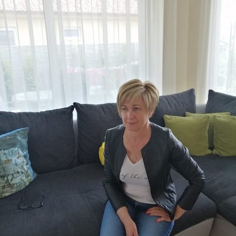 Ági, 58 éves társkereső profilképe (Mosonmagyaróvár, 4308209)