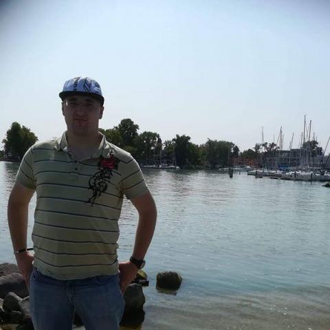Balázs, 39 éves társkereső profilképe (Salgótarján, 3569209)
