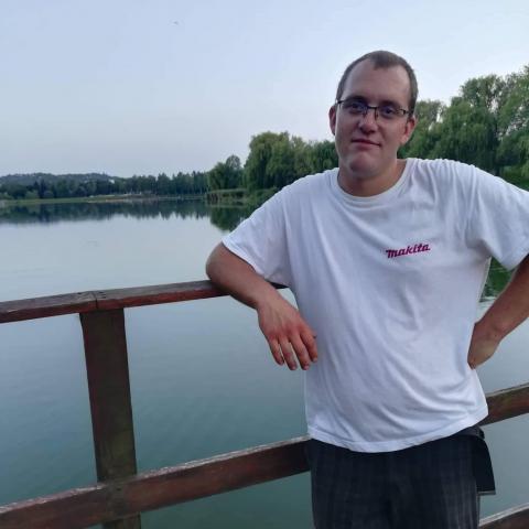Péter, 31 éves társkereső profilképe (Vasboldogasszony, 3667510)