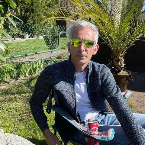 Gábor, 45 éves társkereső profilképe (Szigetszentmárton, 4696310)