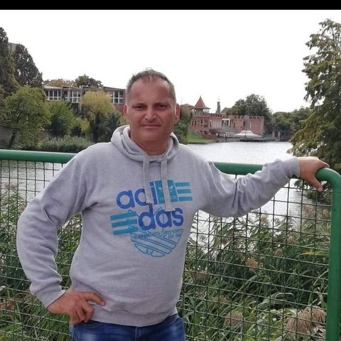 Csabi, 52 éves társkereső profilképe (Gádoros, 4422412)