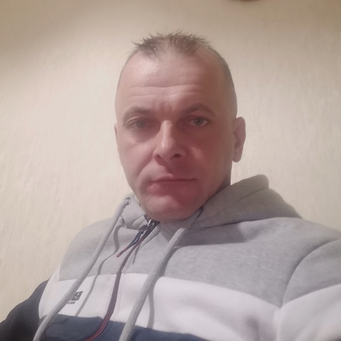 Zoltán , 38 éves társkereső profilképe (Újfehértó, 3866212)