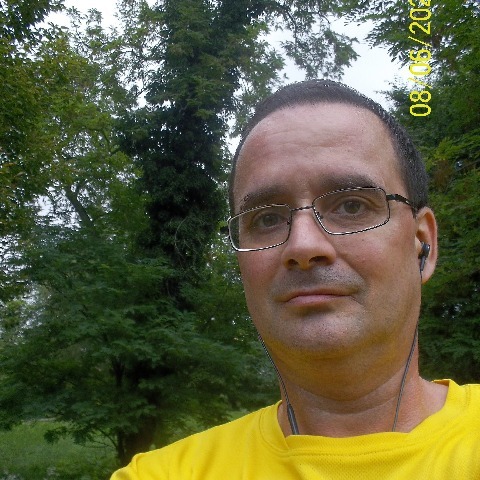 Róbert, 52 éves társkereső profilképe (Budapest, XV., 3843414)