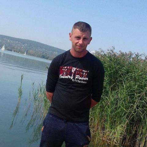 Benjamin, 35 éves társkereső profilképe (Csanádpalota, 3683015)