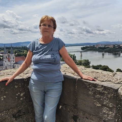 Mária, 64 éves társkereső profilképe (Tatabánya, 4433315)