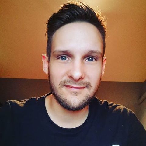 Loránd névnap. elő dugás szex chat szex partner fiút