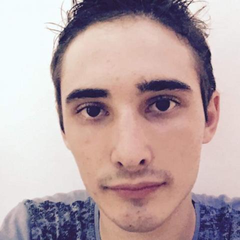 Valentin-napi figyelmeztetés érkezett: vigyázzon a catfish-sel! - ezustcsillag.hu