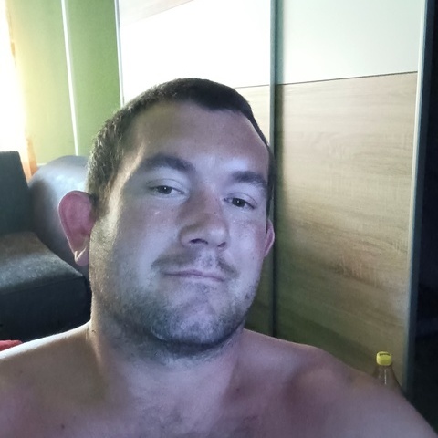Tamas, 33 éves társkereső profilképe (Gyula, 4390418)