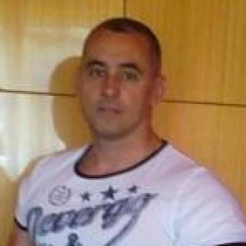 Zoli, 49 éves társkereső profilképe (Siófok, 3330418)