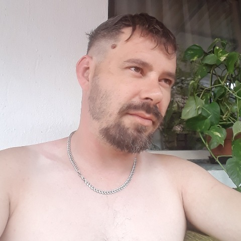 Gergő, 39 éves társkereső profilképe (Porcsalma, 3988418)