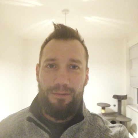 Jozsef, 42 éves társkereső profilképe (Portadown (Northern Ireland, Egyesült Királyság), 4326520)