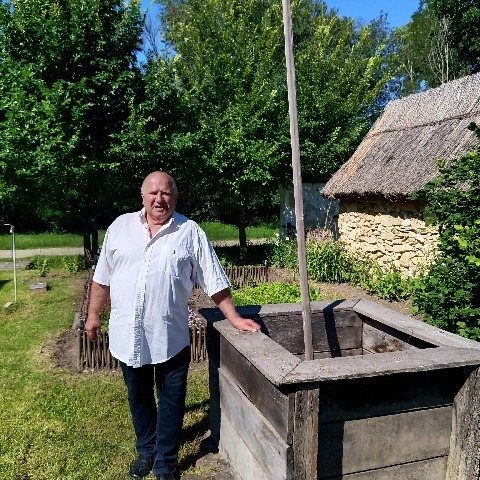 József, 68 éves társkereső profilképe (Budakalász, 4561420)