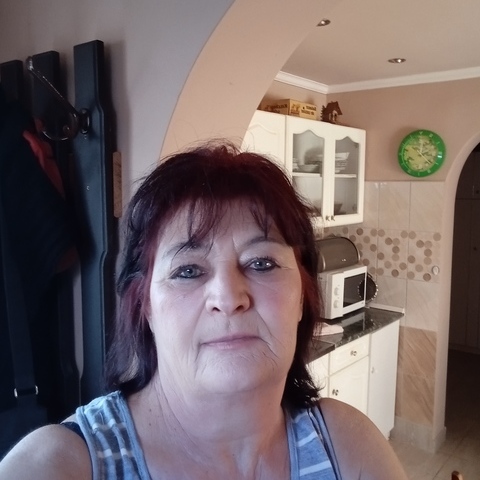 Magdolna, 62 éves társkereső profilképe (Debrecen, 4393022)