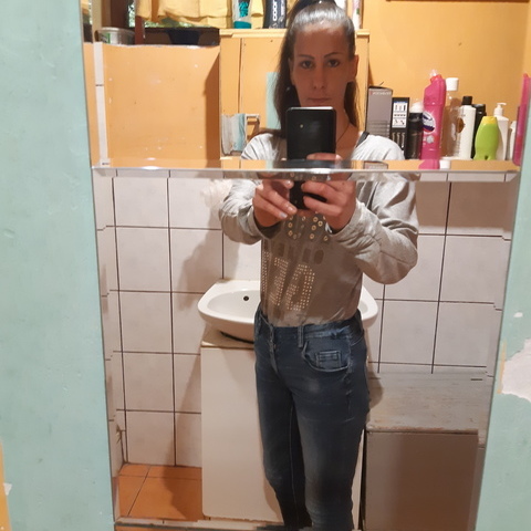 Angéla, 36 éves társkereső profilképe (Tápiószőlős, 4370824)