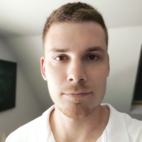 Zsolt, 29 éves társkereső profilképe (Vértesszőlős, 3920526)