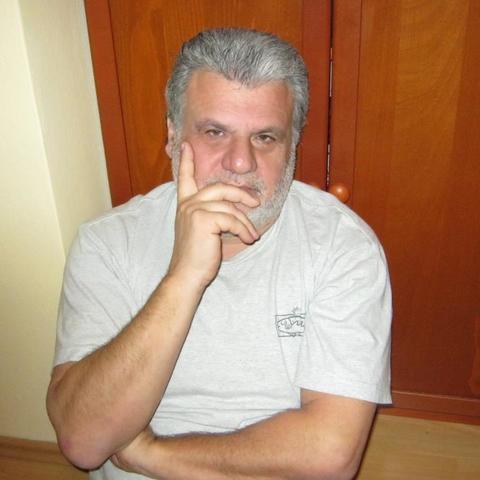 Péter, 72 éves társkereső profilképe (Esztergom, 3841627)