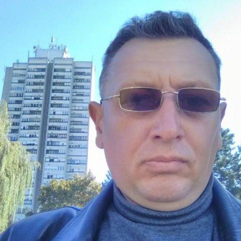 Gábor, 52 éves társkereső profilképe (Alsóvadász, 3675128)