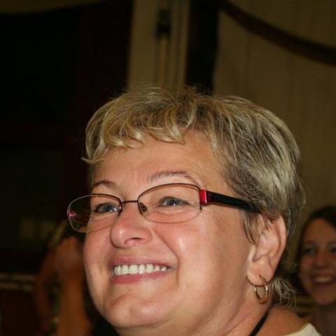 Csilla, 61 éves társkereső profilképe (Csorna, 3361028)