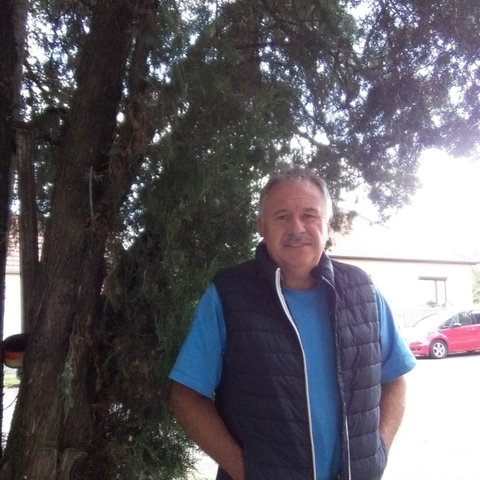 István, 65 éves társkereső profilképe (Pécs, 4431429)