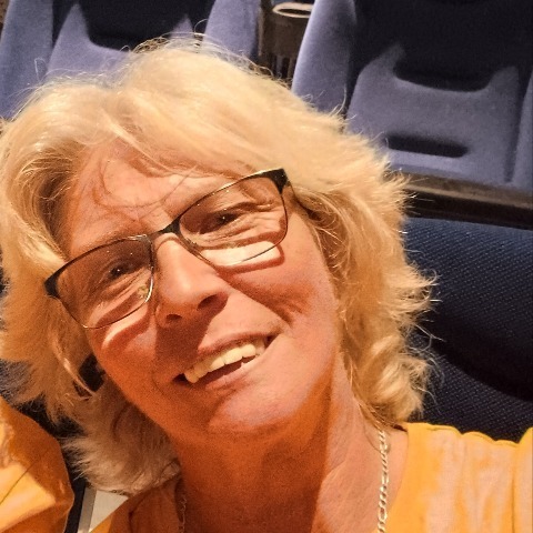 Zsuzsa, 57 éves társkereső profilképe (Szigetszentmiklós, 4291930)