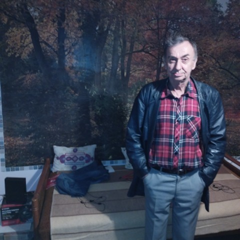 István, 71 éves társkereső profilképe (Komló, 4357630)