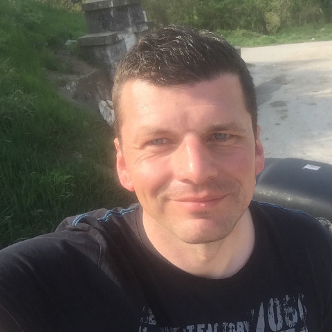 társkereső férfi cégvezető társkereső badoo 974