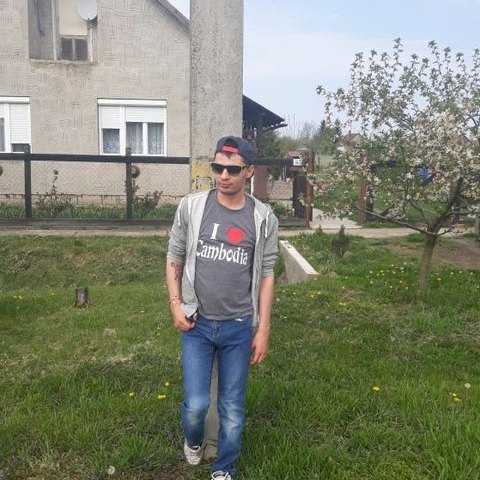 József, 28 éves társkereső férfi - Füzesgyarmat