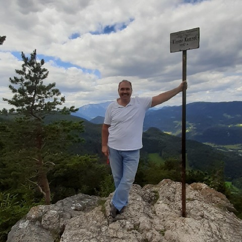 Attila, 58 éves társkereső profilképe (Veszprém, 3805534)