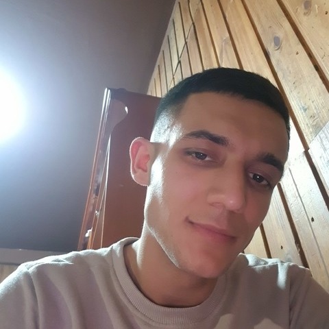 Sándor, 23 éves társkereső profilképe (Kisvárda, 4375036)