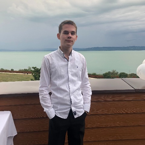 Dominik, 22 éves társkereső profilképe (Kecskemét, 4079538)