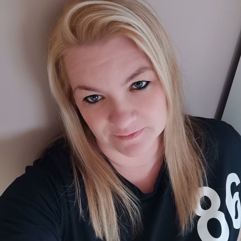Kati, 44 éves társkereső nő - Göd