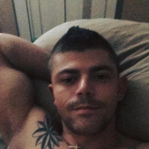 társkereső mark)