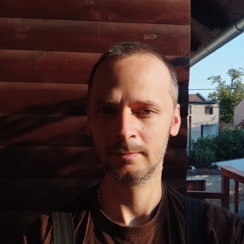 Laci, 39 éves társkereső profilképe (Izsófalva, 4706344)