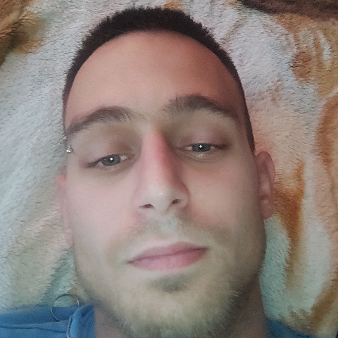 Tamás, 34 éves társkereső profilképe (Kaposvár, 4096245)