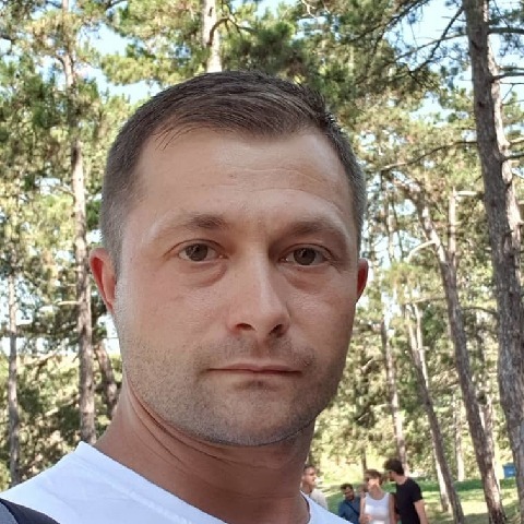 Levente, 39 éves társkereső profilképe (Tatabánya, 3787547)