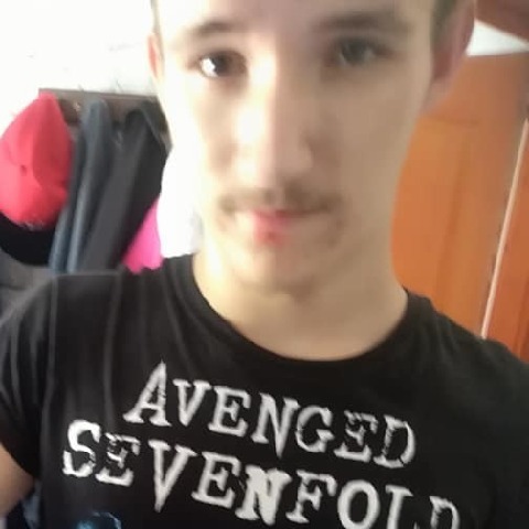 Miklós, 24 éves társkereső profilképe (Jánossomorja, 4068847)