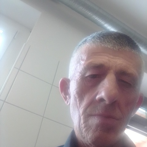 Zoltán, 60 éves társkereső profilképe (Mosonmagyaróvár, 4253047)
