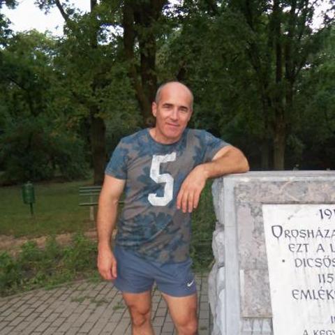 József, 58 éves társkereső profilképe (Orosháza, 2728248)