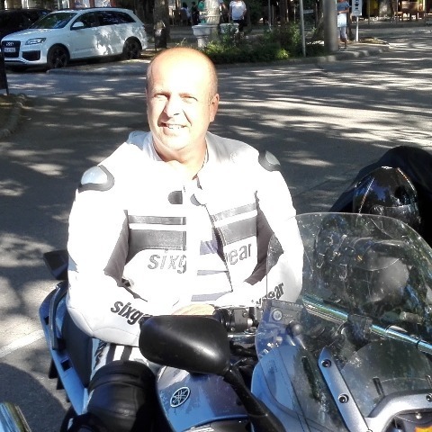 Attila, 57 éves társkereső profilképe (Pécs, 3077249)