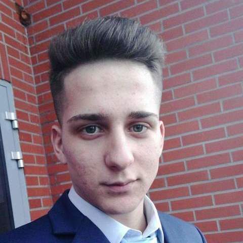 Tibi, 24 éves társkereső profilképe (Budapest, IV., 4421649)