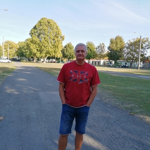 János, 64 éves társkereső profilképe (Pécs, 3796650)