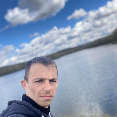Árpád, 32 éves társkereső profilképe (Komló, 4658151)