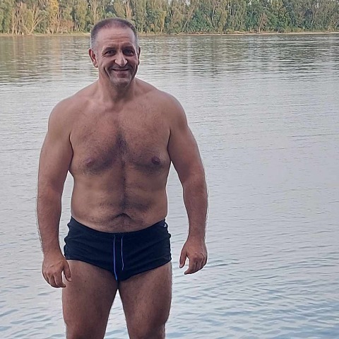 József, 53 éves társkereső profilképe (Százhalombatta, 1460252)